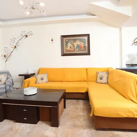 Zen - 2 Min Walk To Beach,