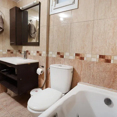 Zen - 2 Min Walk To Beach,